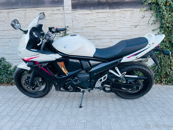 Suzuki GSX 650 F r.v. 2011 - 10