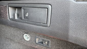 VW Passat B8 kombi 2.0 BiTDI 176kW 4motion,nové rozvody - 10