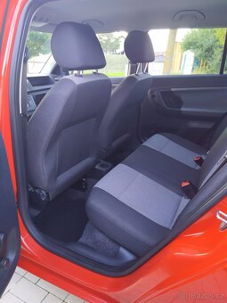 Škoda Fabia 1.2 HTP, 2010, 125 000 km, pěkný stav - 10