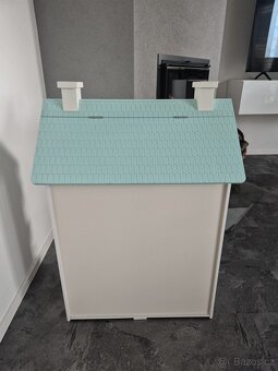 Dřevěný dětský domeček pro panenky - 10