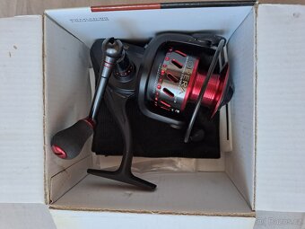 Nové rybářské navijáky.echolot - 10