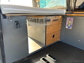 VW T6 Long 8 míst + obytná vestavba - 10