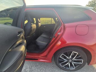 Toyota Corolla 2.0 TS GR Sport Hybrid - 10