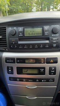 Toyota Corolla - 10