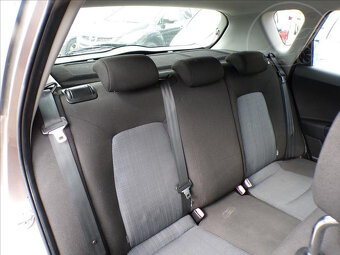 Kia Cee´d 1,4 i16V KLIMATIZACE - 10