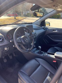 Mercedes-Benz B200 D - 10