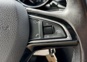 Škoda Superb automat nafta 125 kw 2013 - 10
