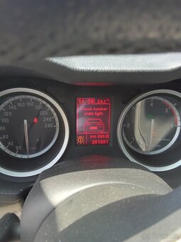Alfa Romeo 1.9 JTDm 16v SW 110kw - 10
