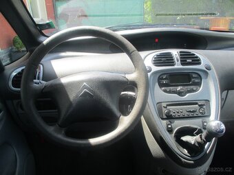 Citroën Xsara Picasso 1.8i - 10