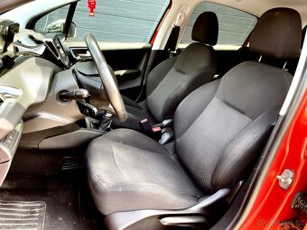 Peugeot 208 1.2 Style Klima Navigace Senzory Tažné - 10