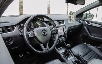 Škoda Octavia Combi 2.0 TDI DPF RS - 10