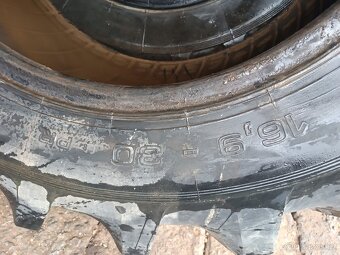 16,9-30 pneu barum - 10