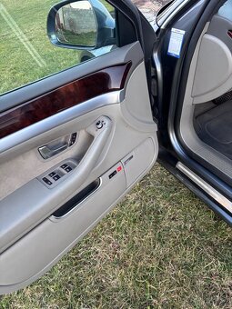 Audi A8 D3 - 10