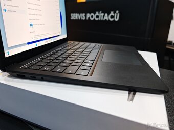 Microsoft Surface Laptop 5 - 13.5". 10 jader i7 1255U, 16GB - 10
