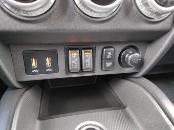 Mitsubishi ASX 2.0 4x4 AUTOMAT ČR 1.MAJ. 2020 NAJ. 40 tis. - 10