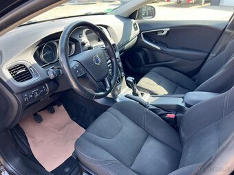 Volvo V40 2,0i 90kW T2 - 10
