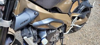 Aprilia Tuono 1000R - 10