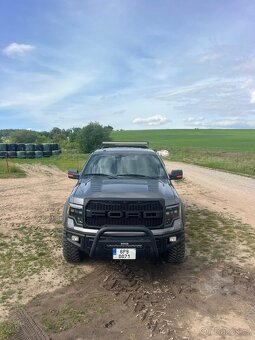 Ford F150 Raptor 5.0 V8 - 10