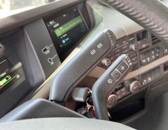 Volvo FH 500 8x4 Thermo sklápěč - 10