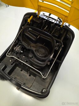 KARCHER KM 85/50W - ZAMETACÍ STROJ S MOTOREM - 10
