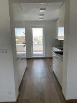 Pronájem bytu 2+kk, Kroměříž - 10