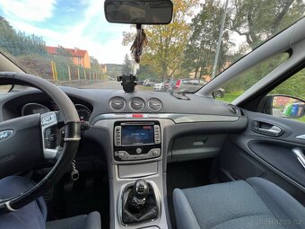 Ford S Max - 10