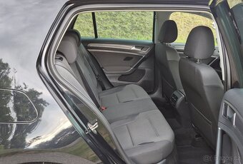 Volkswagen Golf VII e-Golf 1.majitel servisní kniha - 10