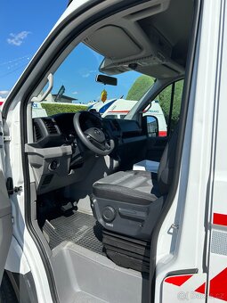 VW Crafter - 2.0 TDI Sanitní vůz 4x4 - DSG - 10