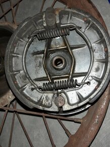 Kola na malou Jawu  kývačku - půlbuben - 10