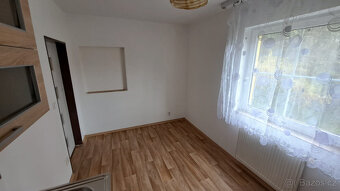 Pronájem krásného bytu 1+1 48 m2, Chlumec, Stradovská ul. - 10