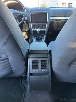 Škoda Octavia II 1.9TDI 77kw - 10