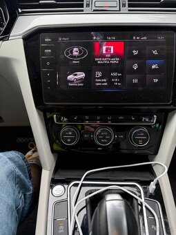Volkswagen Passat - 10