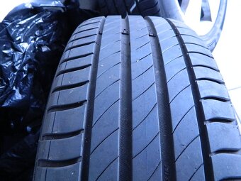 ŠKODA SUPERB III ALU KOLA+MICHELIN PRIMACY 8MM - 10