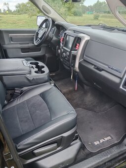 Dodge Ram Big Horn 5.7 Hemi - 10