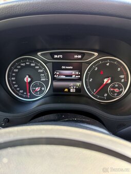 Prodám Mercedes Benz B-Class 1.5 CDI, rok 2017 - 10