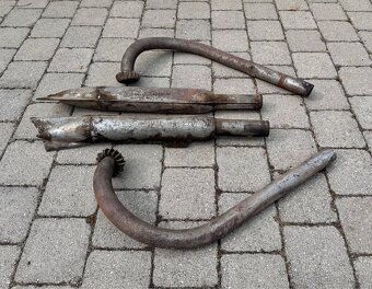 Jawa 250 perak, kyvacka - výfuky - 10