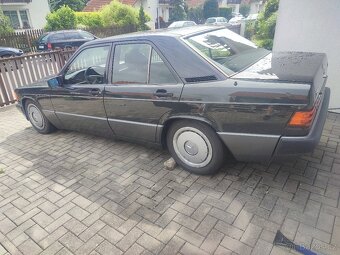 Mercedes 190E 2,3 - 10