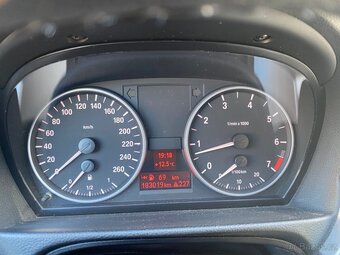 BMW 318i Rok 2008,Nájezd 183.000km - 10