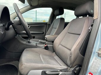 Audi A4 1.9TDI sedan, 74 kW, r. v. 2003, 289.000 km - 10