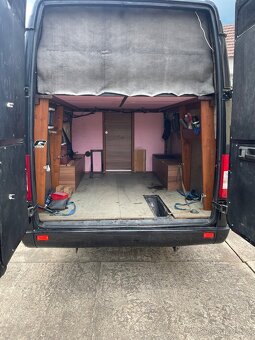 Mercedes-benz Sprinter - 10