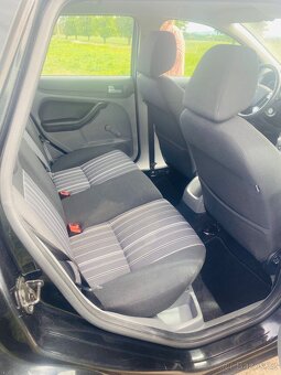 Ford Focus 1.6 74kW - 10