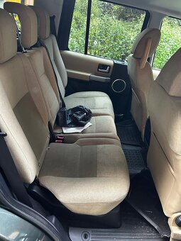 2× Discovery 3 2.7 TDV6 - 10