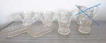 Různé skleněné pohárky, skleničky - 10