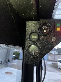 Golem UNC smykem řízení nakladač - 10