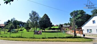 Prodej pozemku 985 m2 Staré Těchanovice, v ceně projekt na R - 10