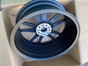 VW PASSAT alu kola 19" PRETORIA, nové, originál VW - 10