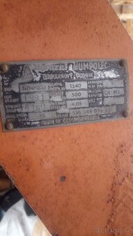 Nakladač UNHZ 500, hnoják, vyvážečka - 10