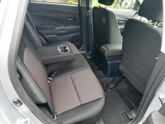 Mitsubishi ASX 1.6i 86kwMivecDiamantVyhřSeXenoKameJenSerMits - 10