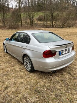 BMW e90 325i N52B25A - 10