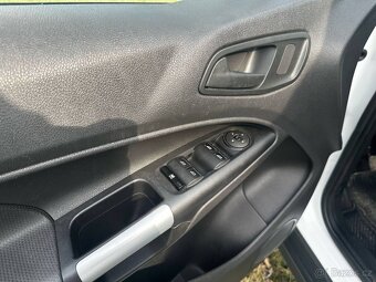 Ford Tourneo Connect 1.6 TDCi - 10